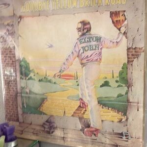 Elton John Goodbye Yellow Brick Road original vinyl album mint